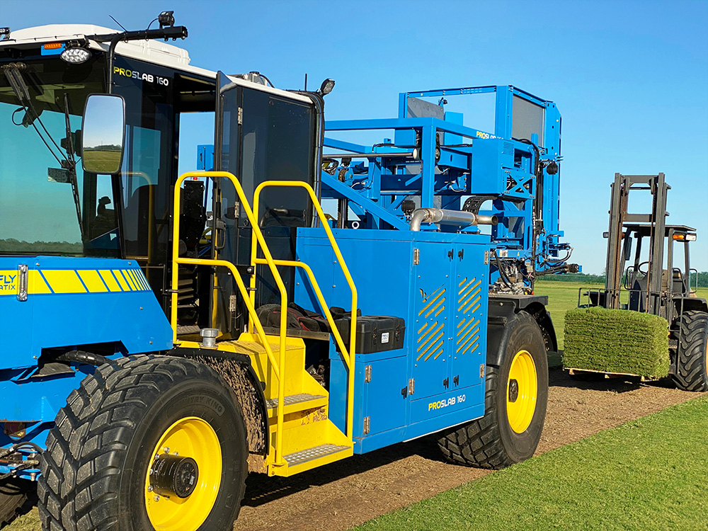 ProSlab 160 with pallet on forklift