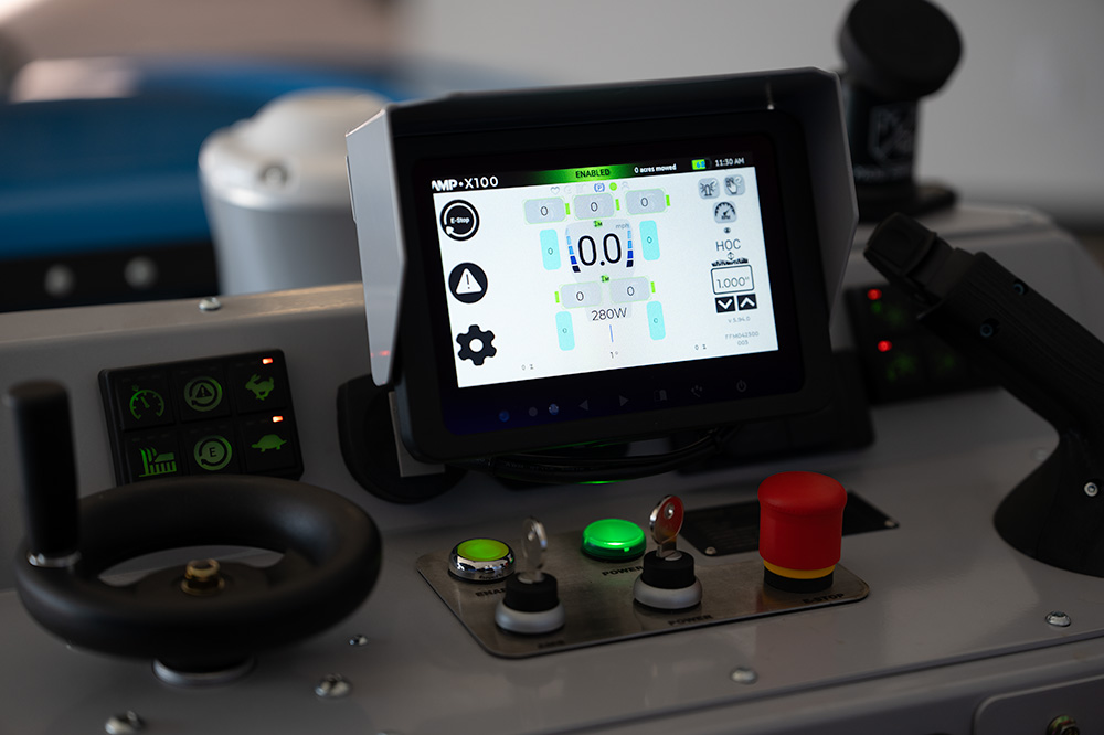 AMP-X100 screen on dashboard